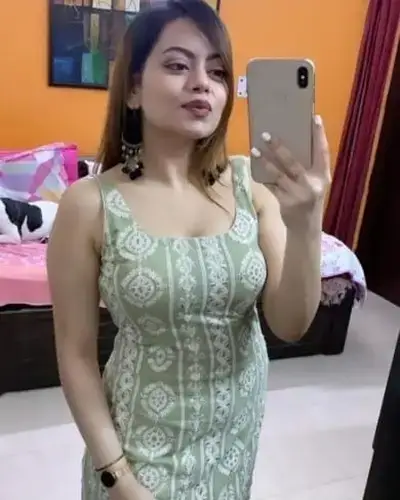 Call Girl in Bavla